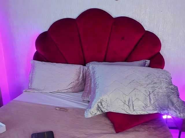 AndreaPink live cam on BongaCams