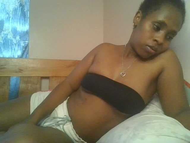 WildFlowerRose live cam