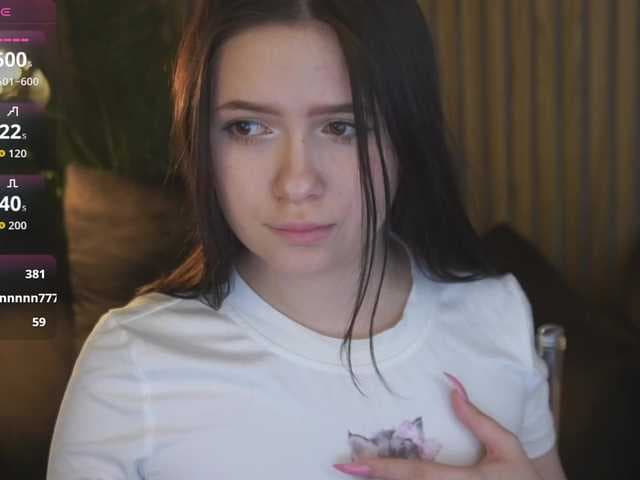 SecretKiraa live cam