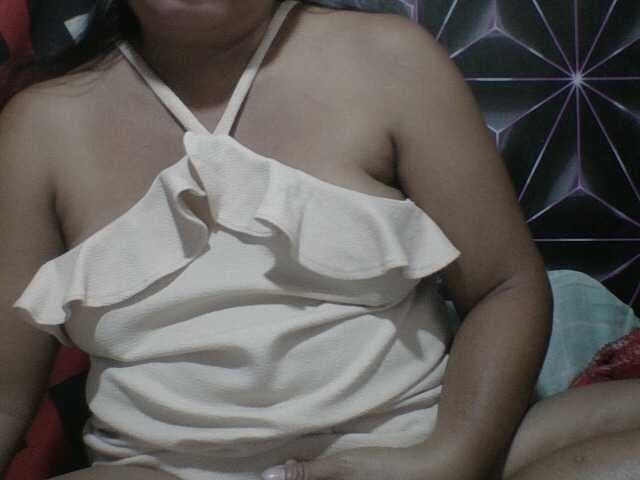 PinayAnna live cam on BongaCams