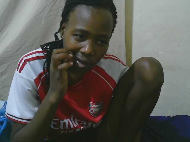 queen-slender live cam