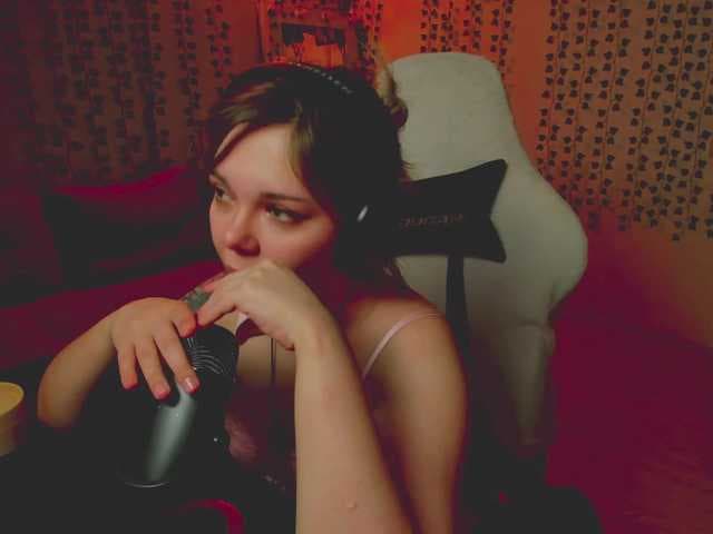 AnnaSebastian live cam