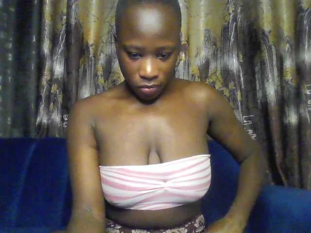 honeyAfterdark live cam