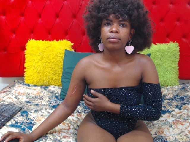 YoungestAngel live cam