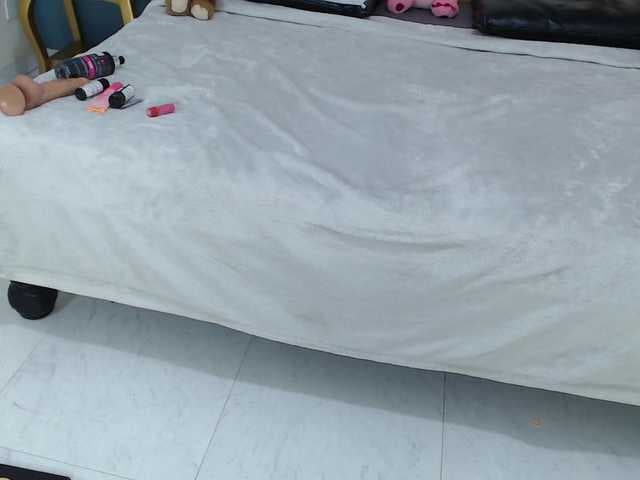 ZairaRogue live cam on BongaCams