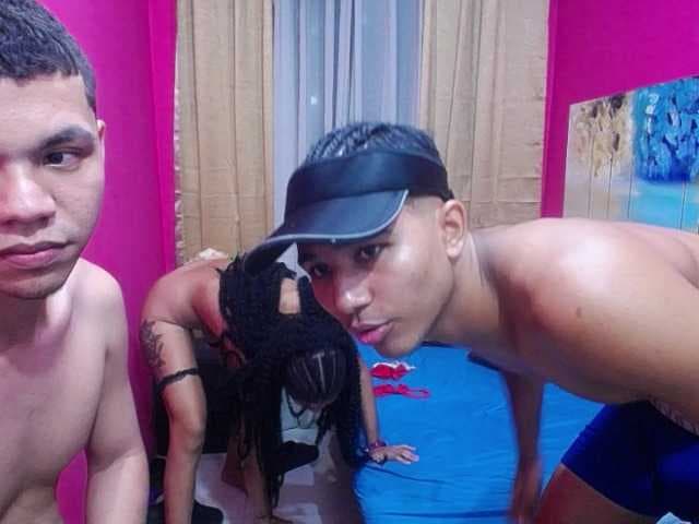 hotsexcouple live cam