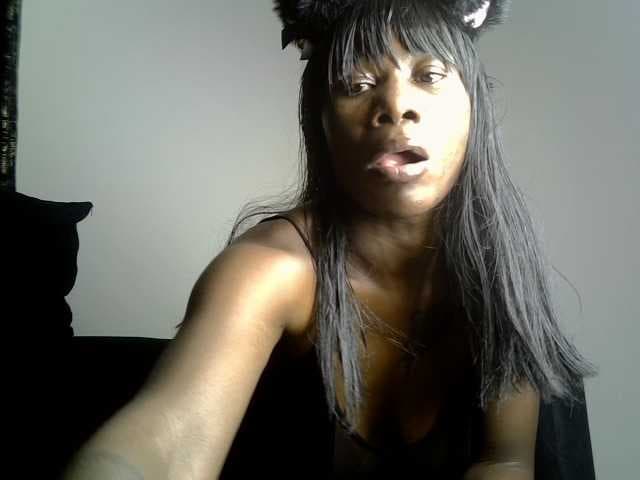 flirtytrouble live cam