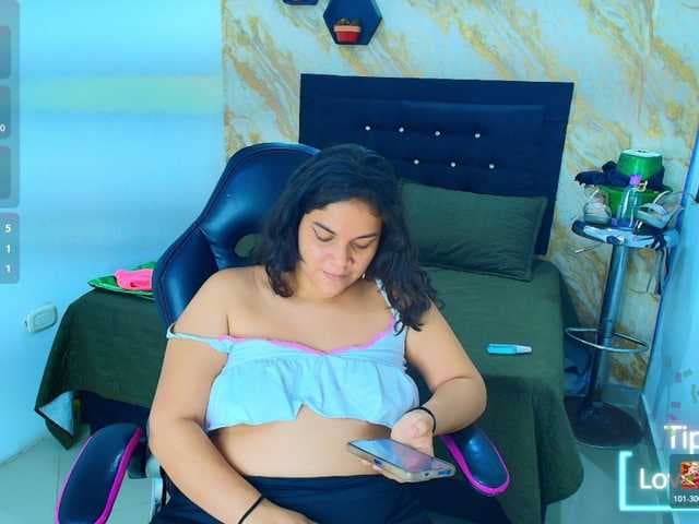 scarlett--joness live cam