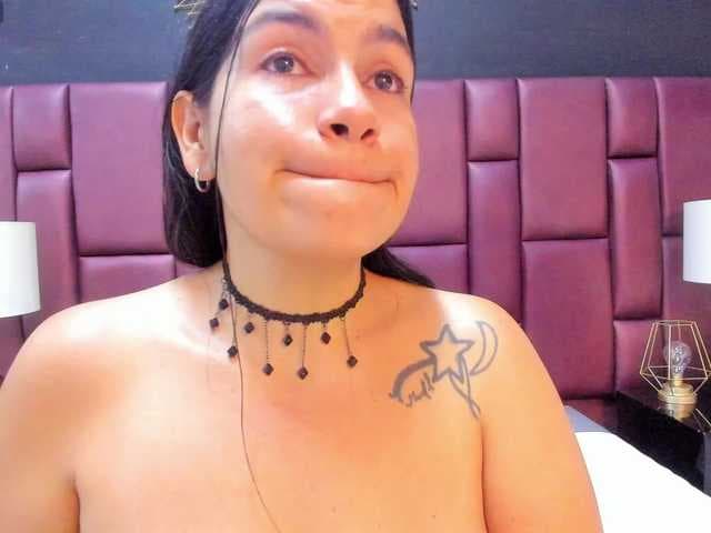 DianaSheren live cam