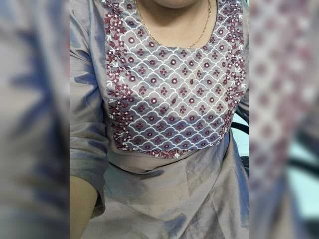 Jahnavireddy live cam