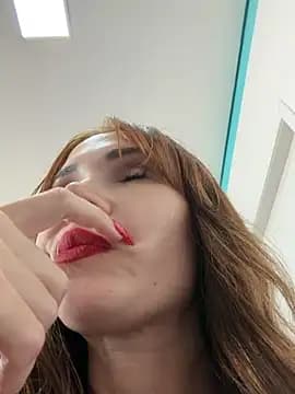 Irresistible24 live cam