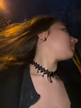 ICrazyOneIRL live cam