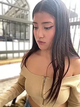 StrawberryPink_ live cam