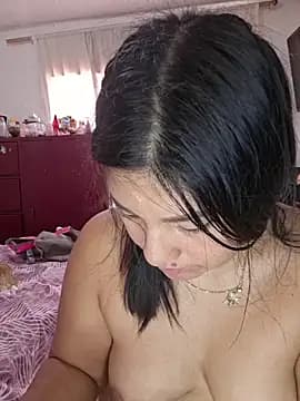 steisy325 live cam on Stripchat