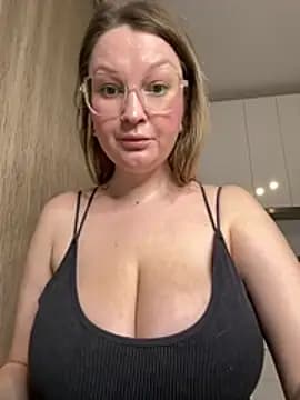 Teya_moon_ live cam on Stripchat