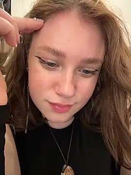 lucy-joy live cam on Stripchat