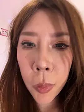 qianhan_x live cam on Stripchat