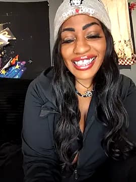 AmazonianMistress live cam