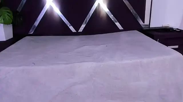 angelkyraasm live cam