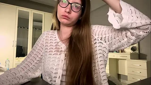 Iuckystar19 live cam