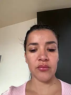 Lau_goddess_ass live cam