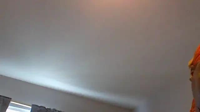 BabesLove2 live cam on Stripchat