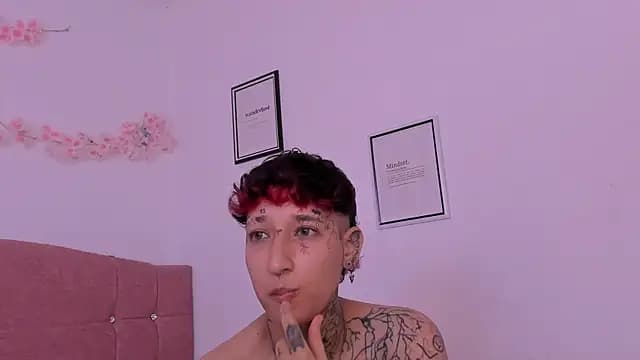 Luci_Rose live cam on Stripchat