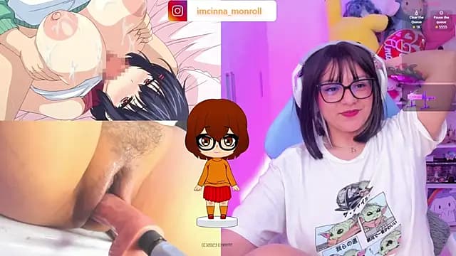 cinna_monroll live cam on Stripchat