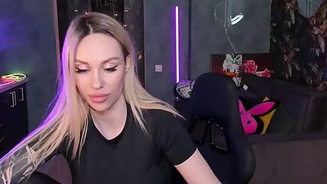 Blckmirrorr live cam