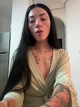 Karmenlovex live cam