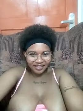 Hotsexyberry222 live cam