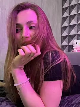 Elizabeth_Tay live cam