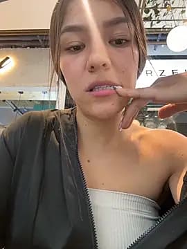 TaylorrHill live cam