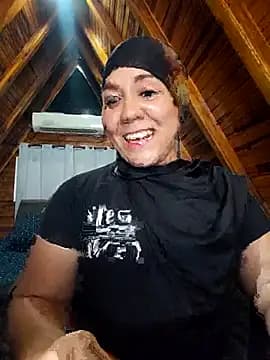 AmbarBurhan live cam