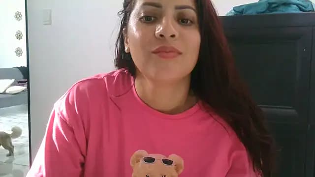 Anne_kis live cam