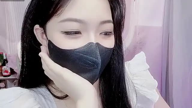 Emily_mmialody live cam