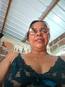 Lucerito-Hot live cam