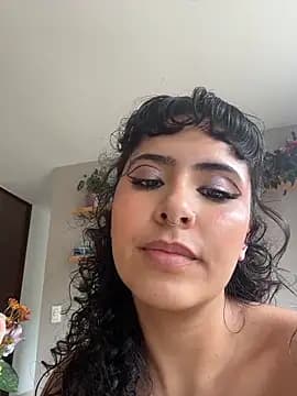 SugarTroubl33 live cam