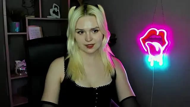 SweetLilyxo live cam