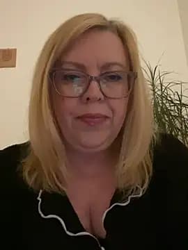 JanieLight53 live cam