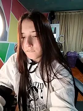 Mysticdooll69 live cam on Stripchat