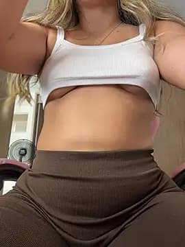 lunablossom_ live cam