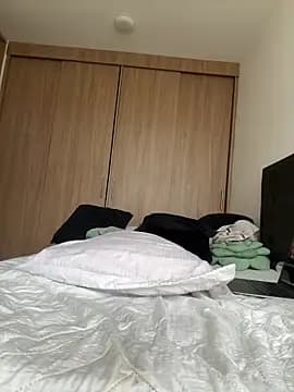 Nicollemays live cam