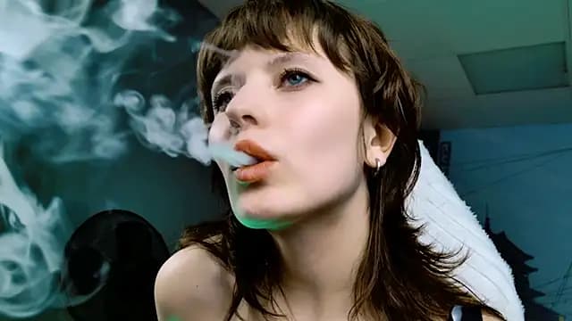 LolaAsmus live cam on Stripchat