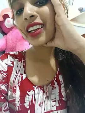 Naina11100 live cam
