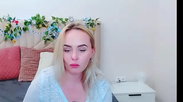 LiluMoon__ live cam