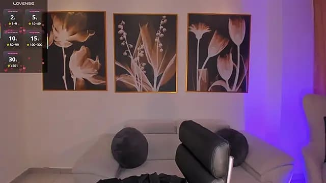 MayaMoretti_ live cam