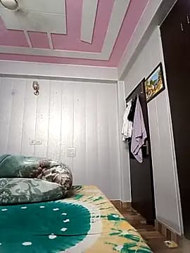 Tanya-905 live cam on Stripchat