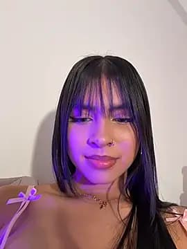 Chel__ live cam on Stripchat