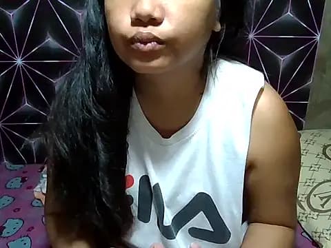 Pinaybebe02 live cam on Stripchat